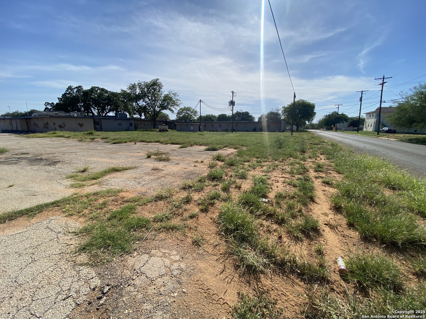 main property photo 9