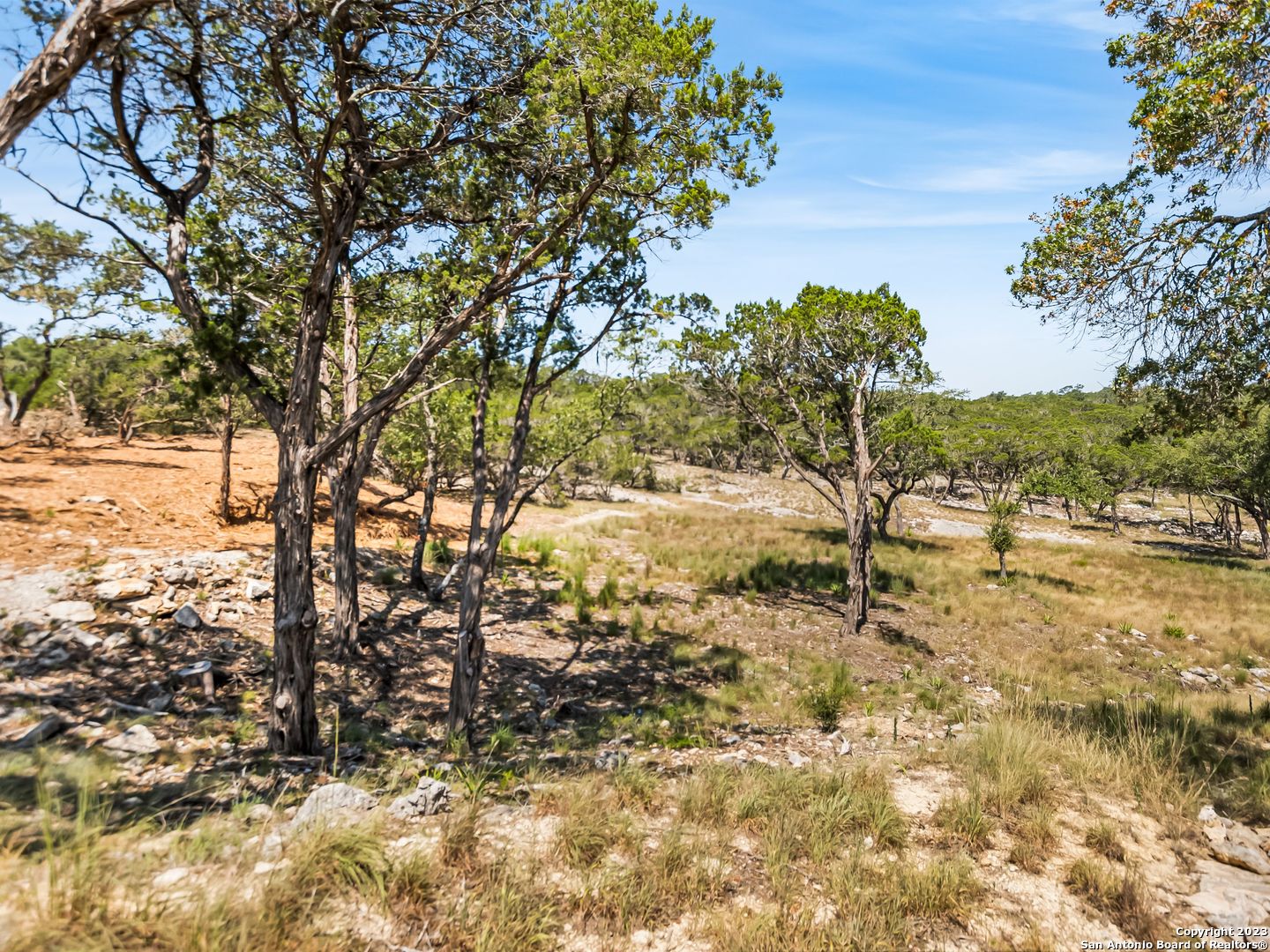 main property photo 18