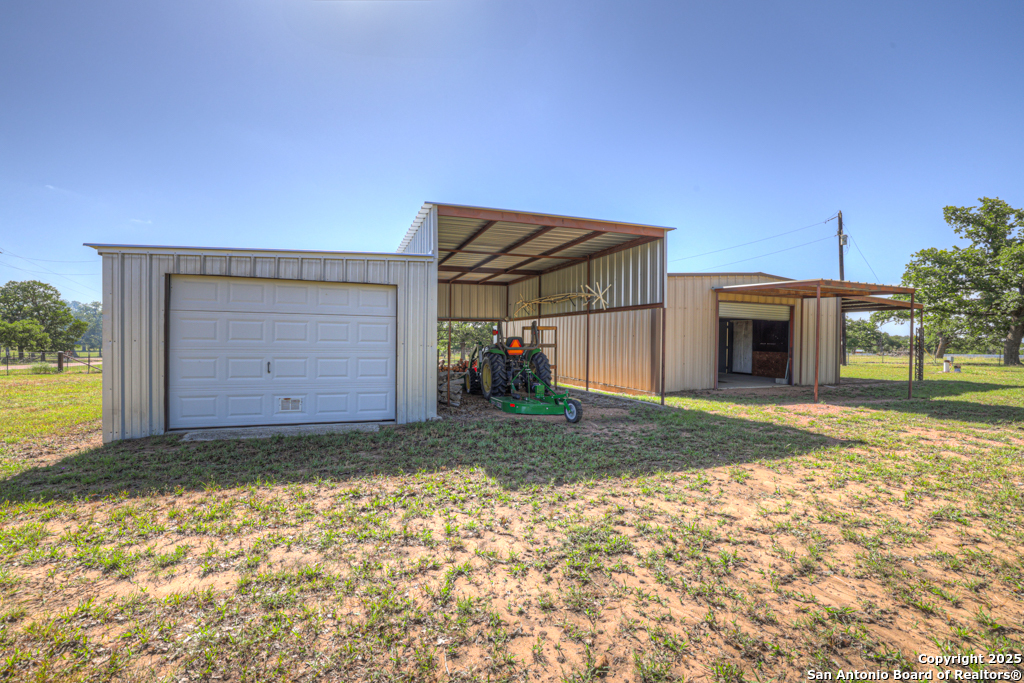 main property photo 27