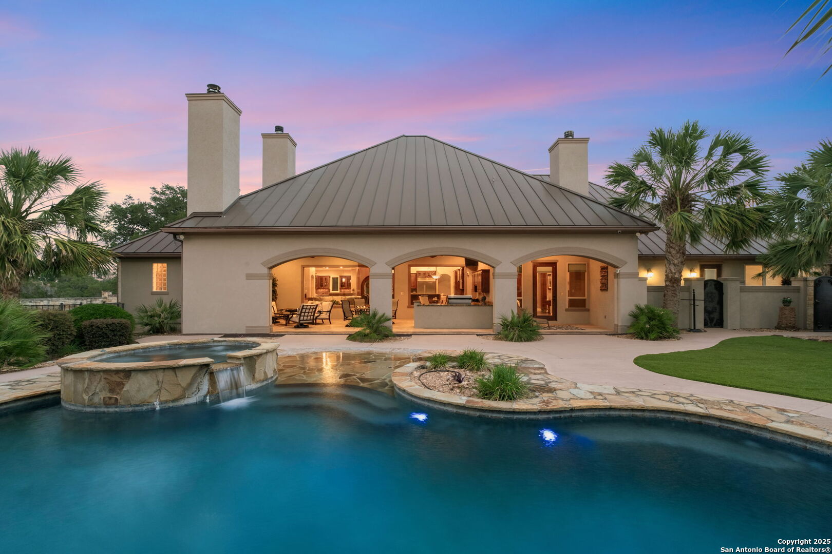 main property photo 2