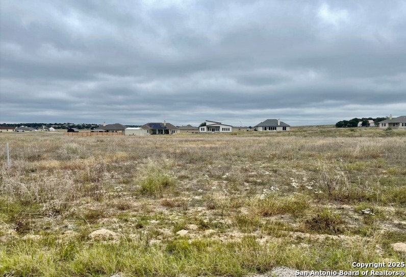 main property photo 27