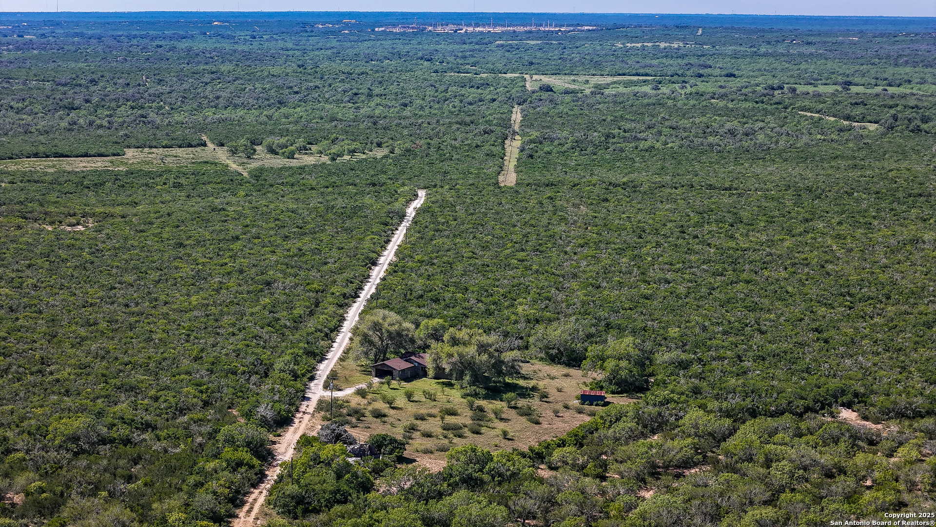 main property photo 15