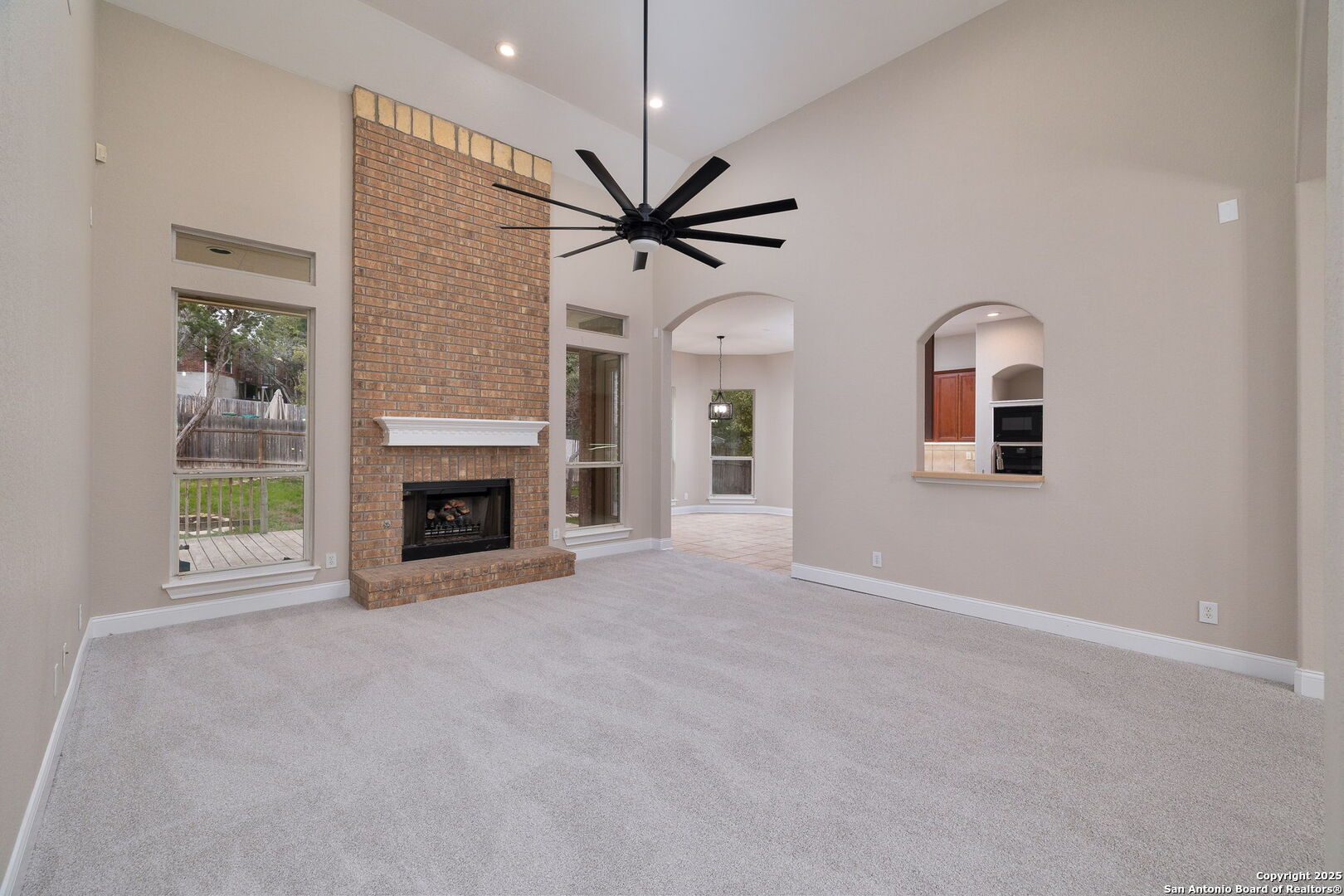 property viewer photo 10