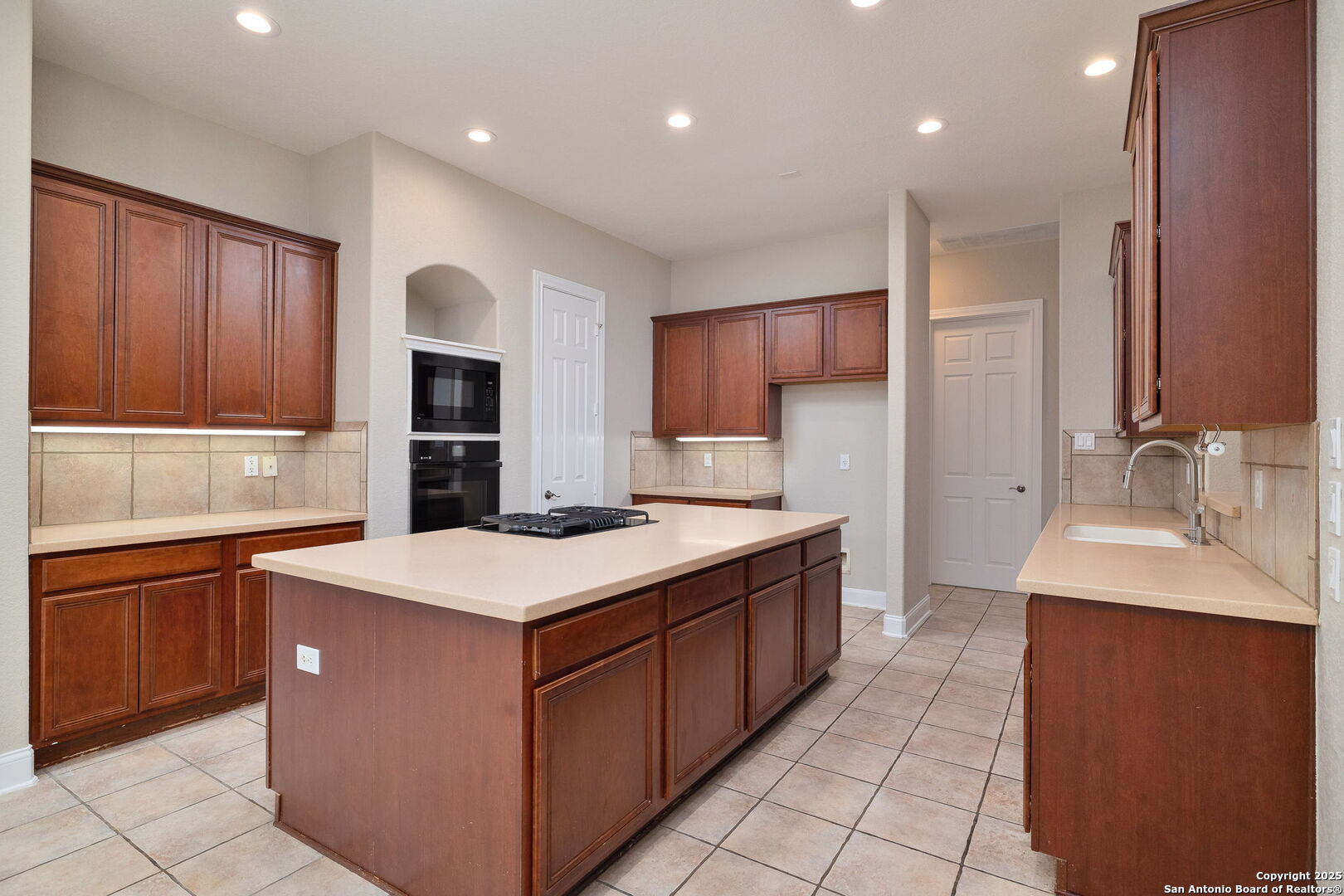 property viewer photo 13