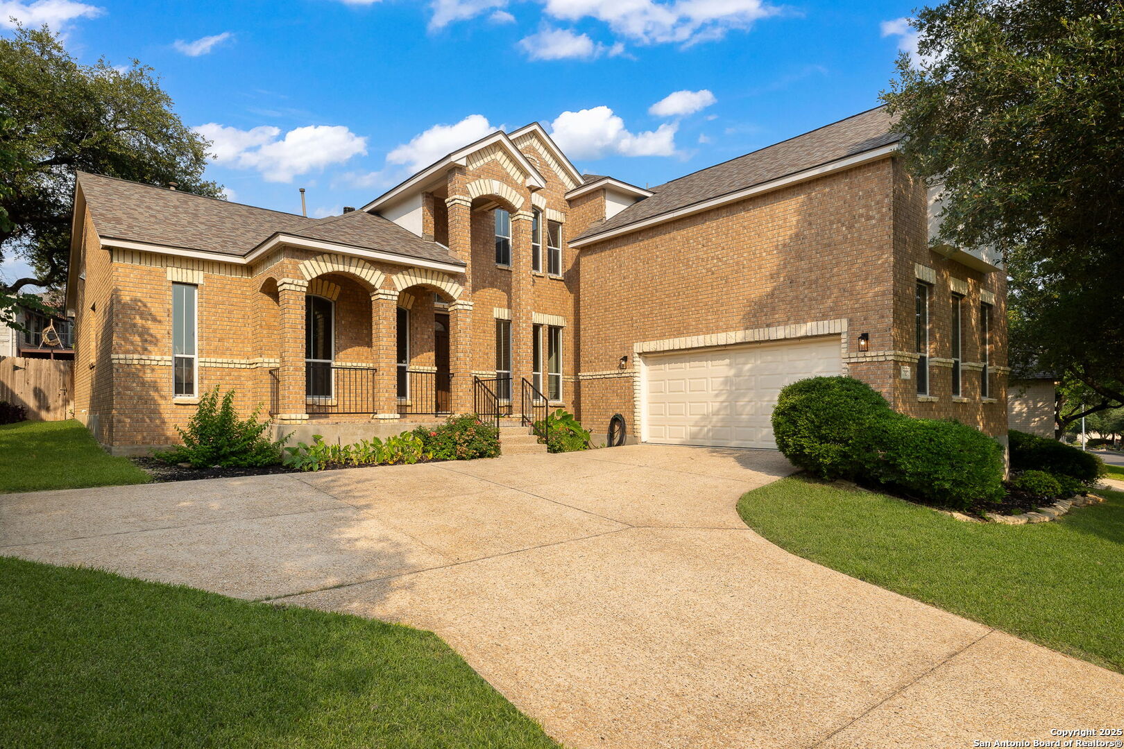 property viewer photo 2