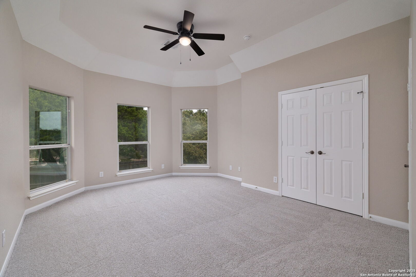 property viewer photo 28
