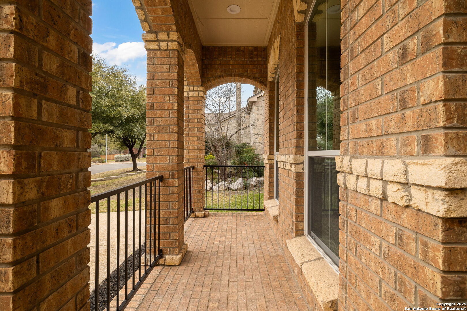 property viewer photo 4