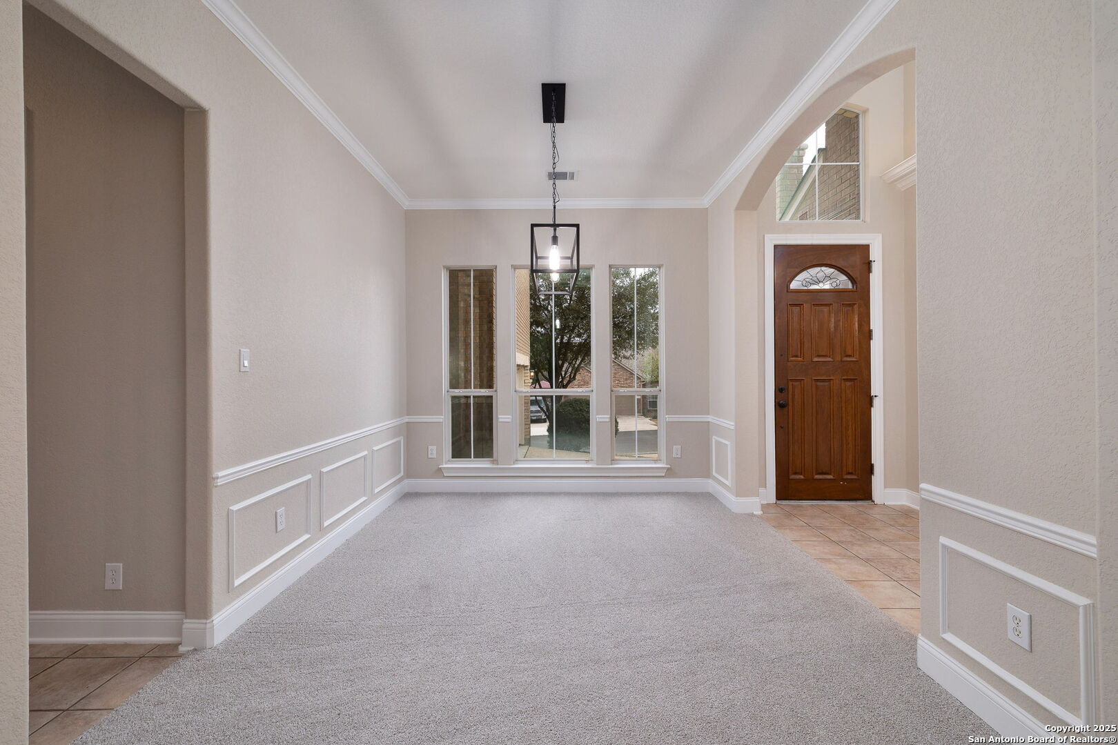 property viewer photo 7