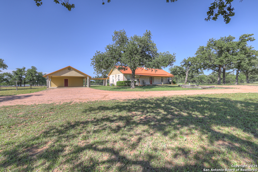 main property photo 3
