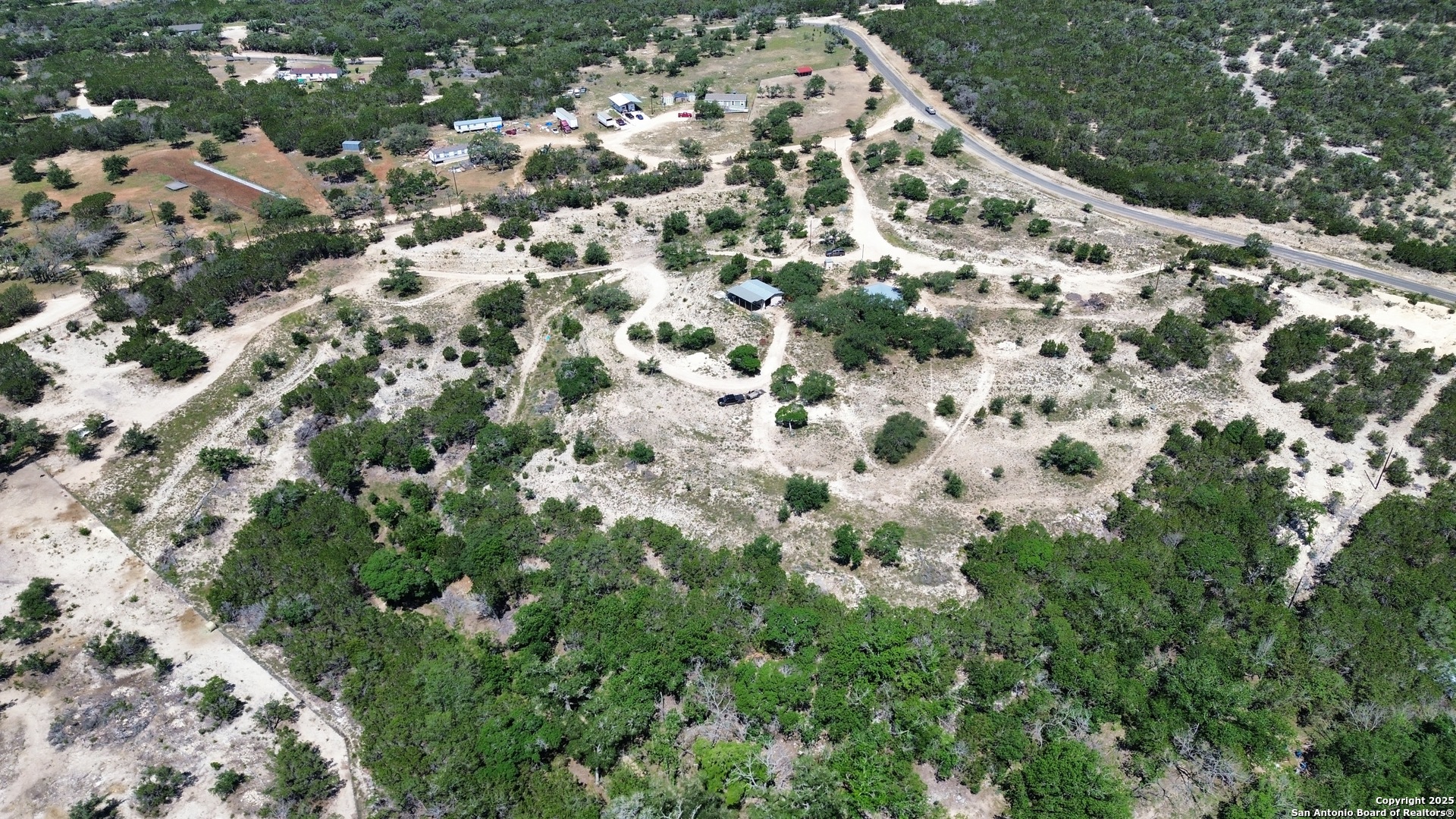 main property photo 8