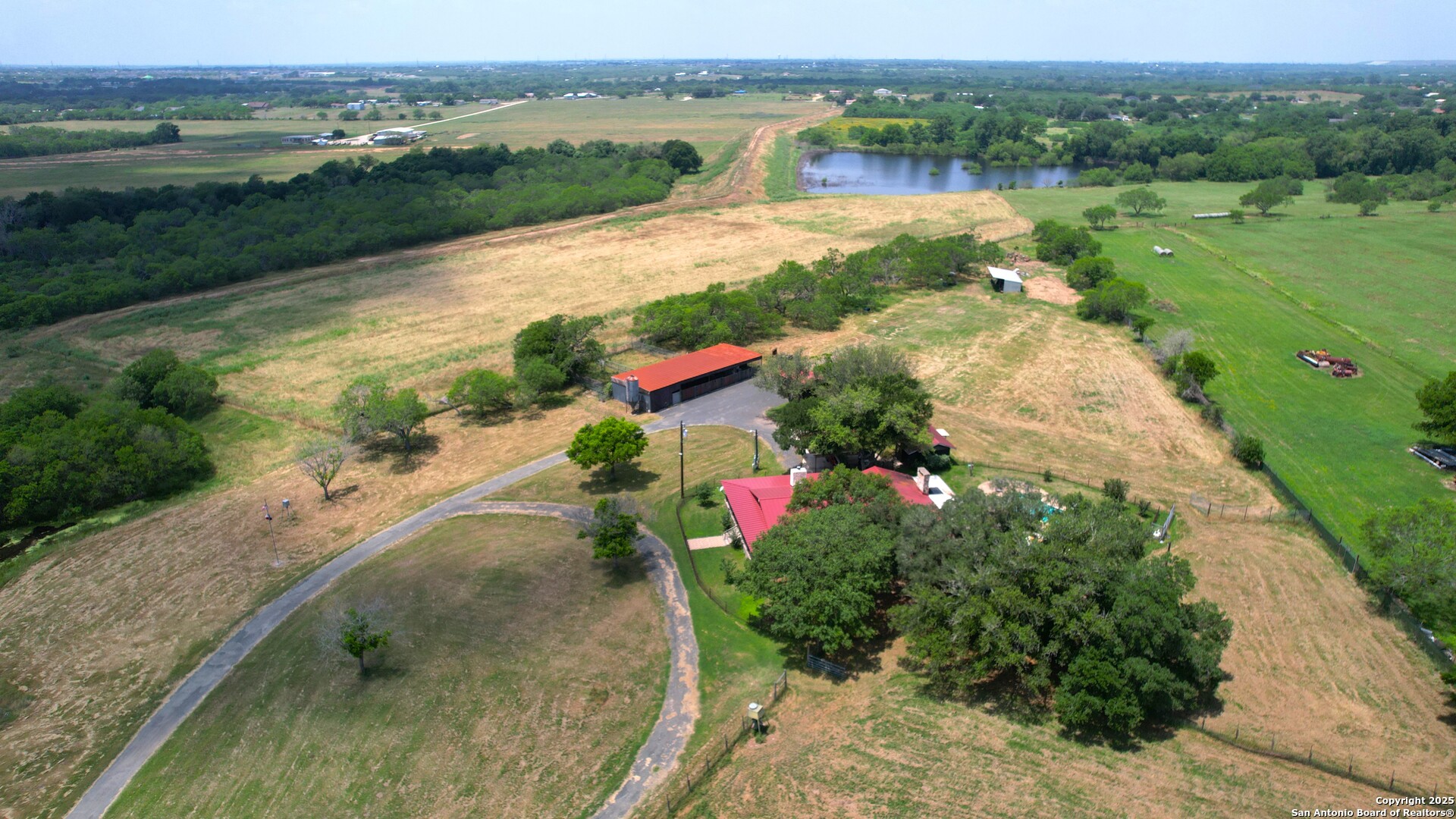 main property photo 38