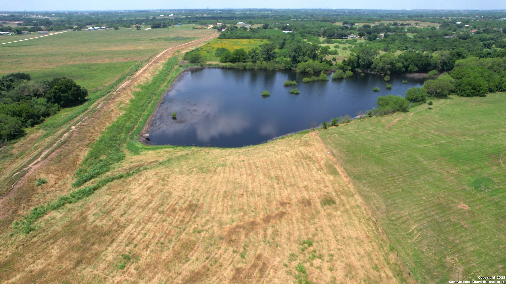 main property photo 39