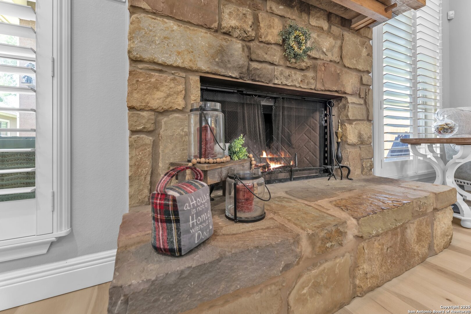 property viewer photo 11