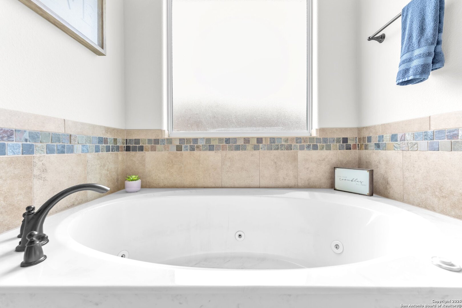 property viewer photo 28
