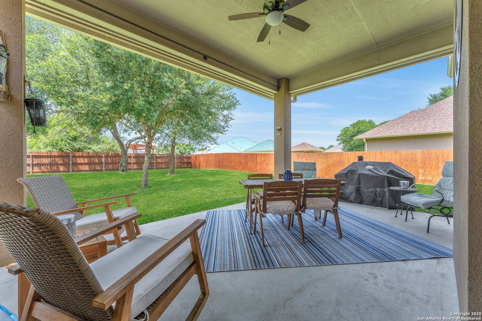 property viewer photo 37