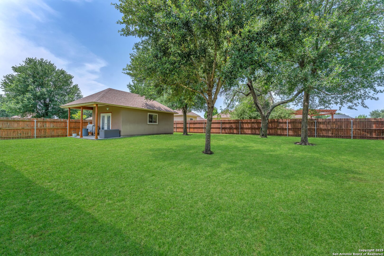 property viewer photo 39