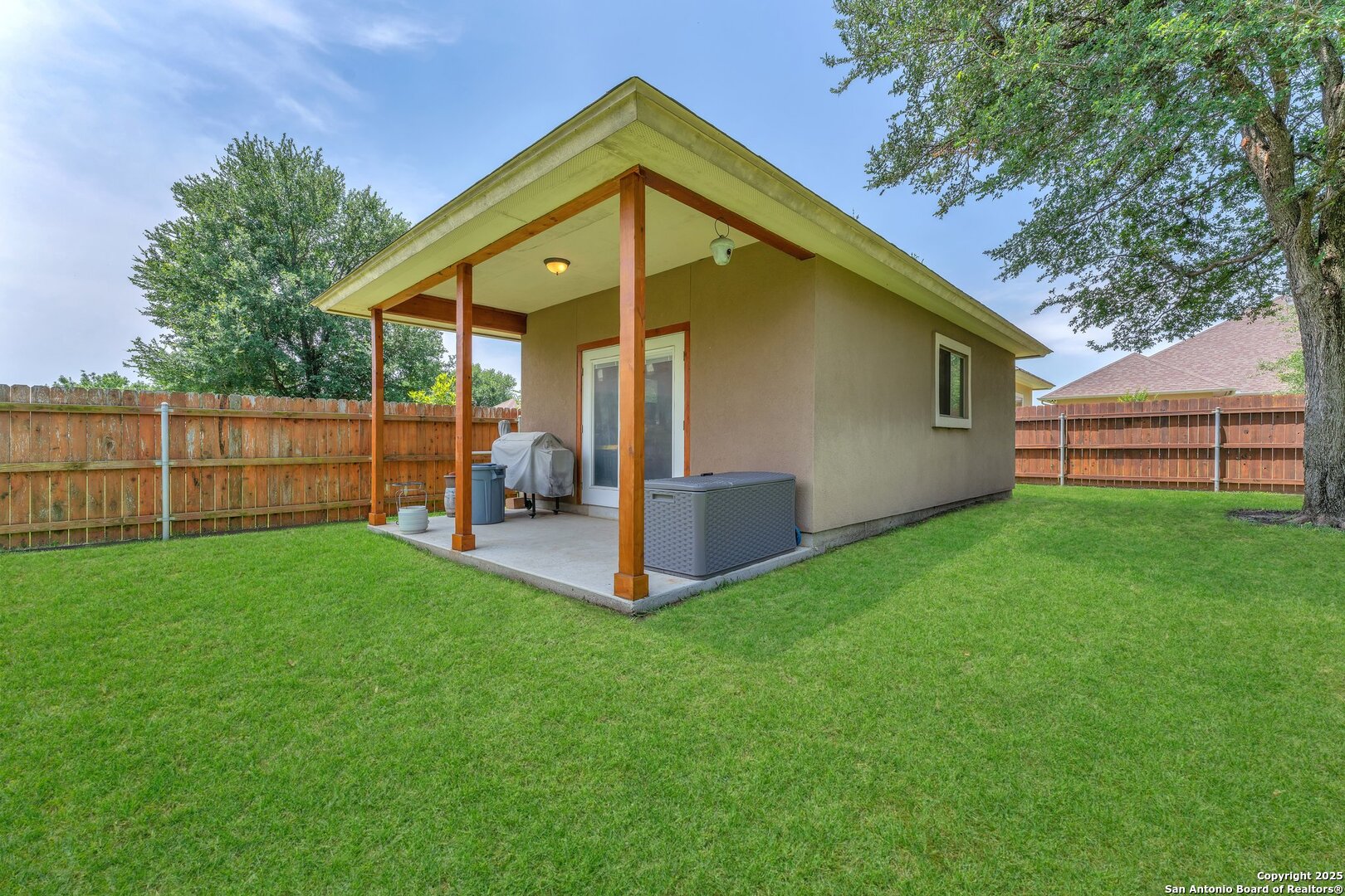 property viewer photo 40