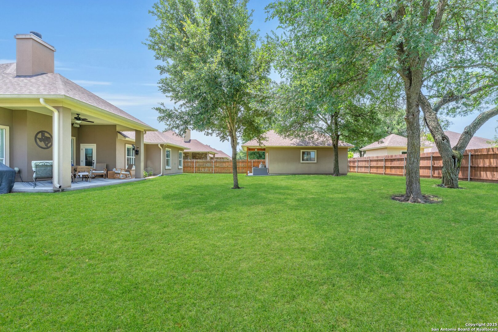 property viewer photo 46