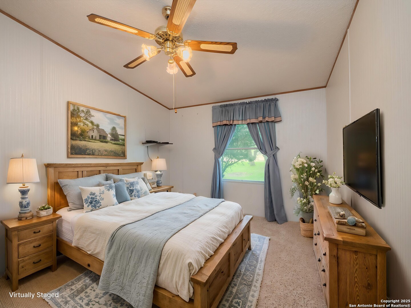 main property photo 18