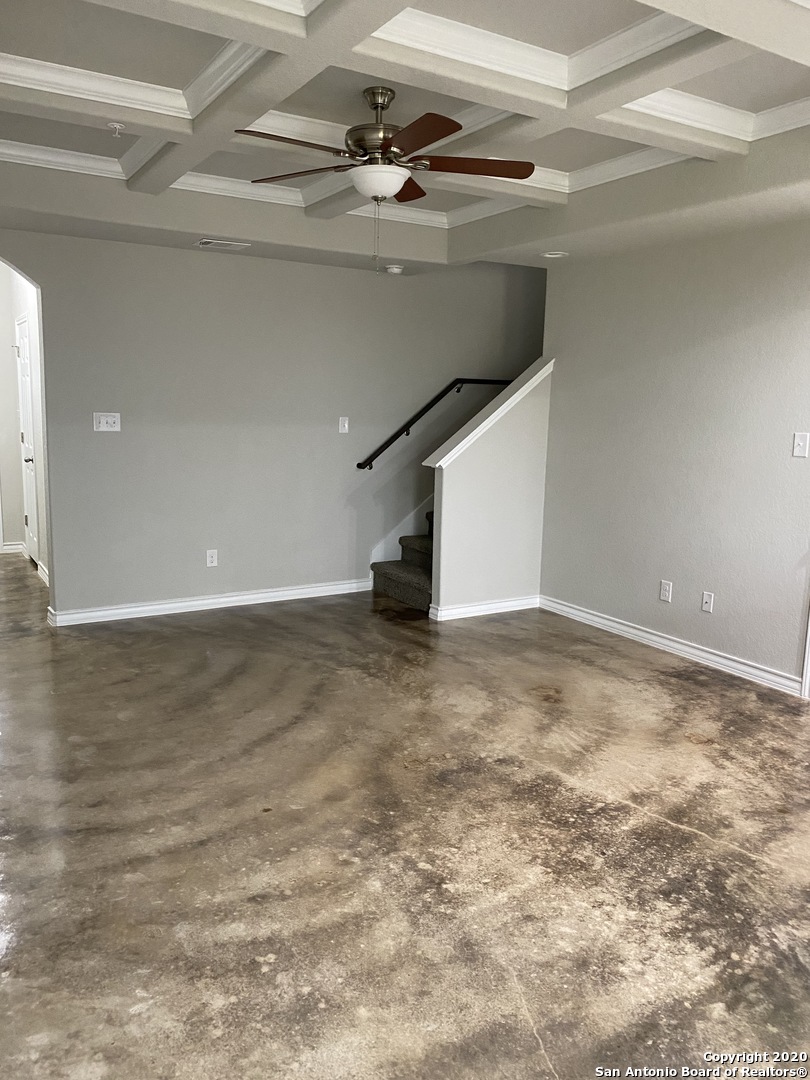 property viewer photo 3