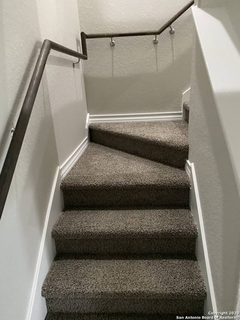 property viewer photo 7
