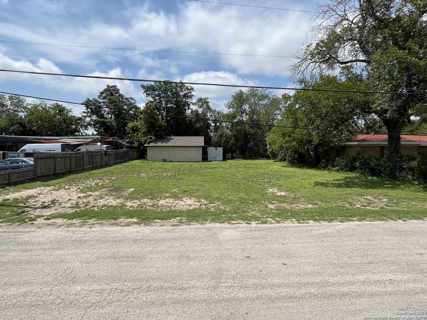 main property photo 6