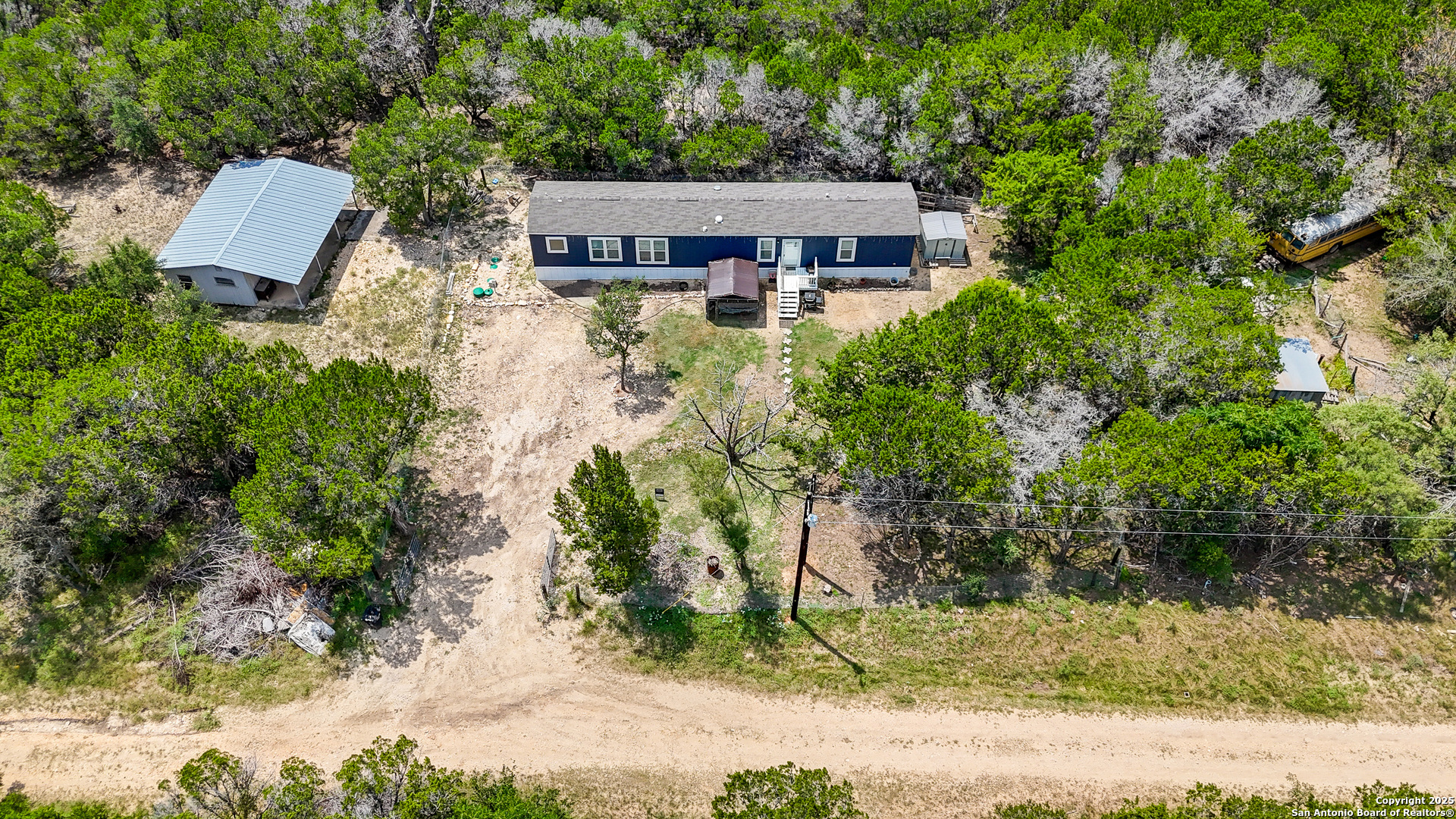 main property photo 24
