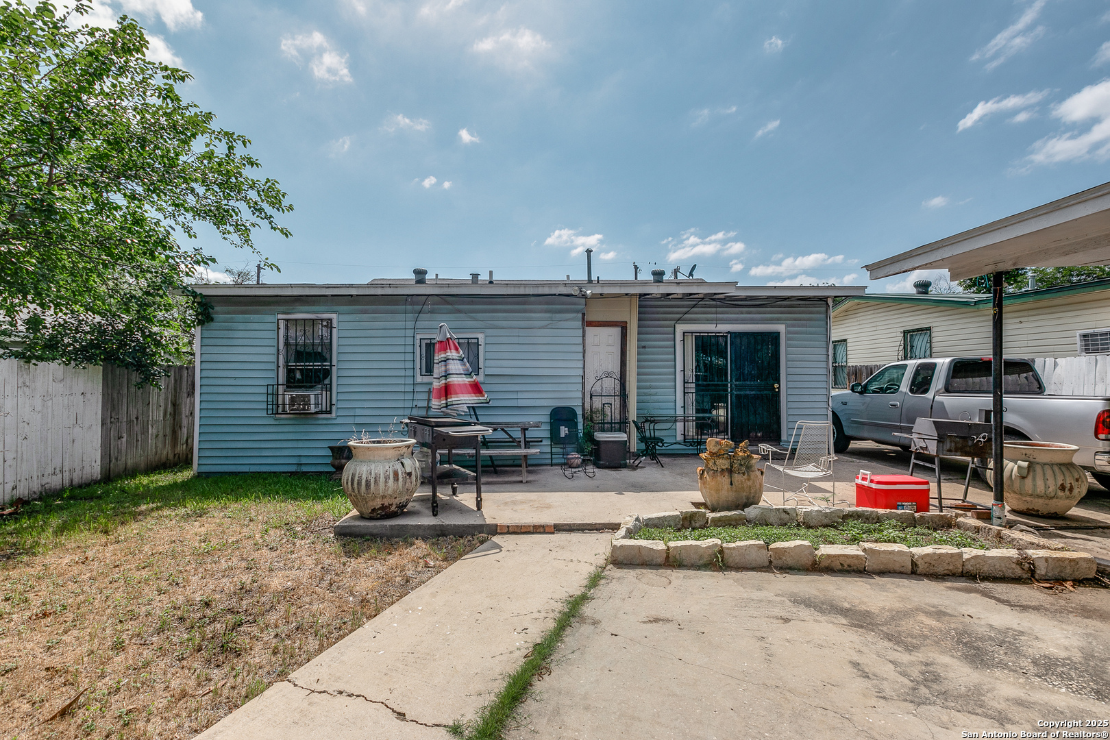 main property photo 18
