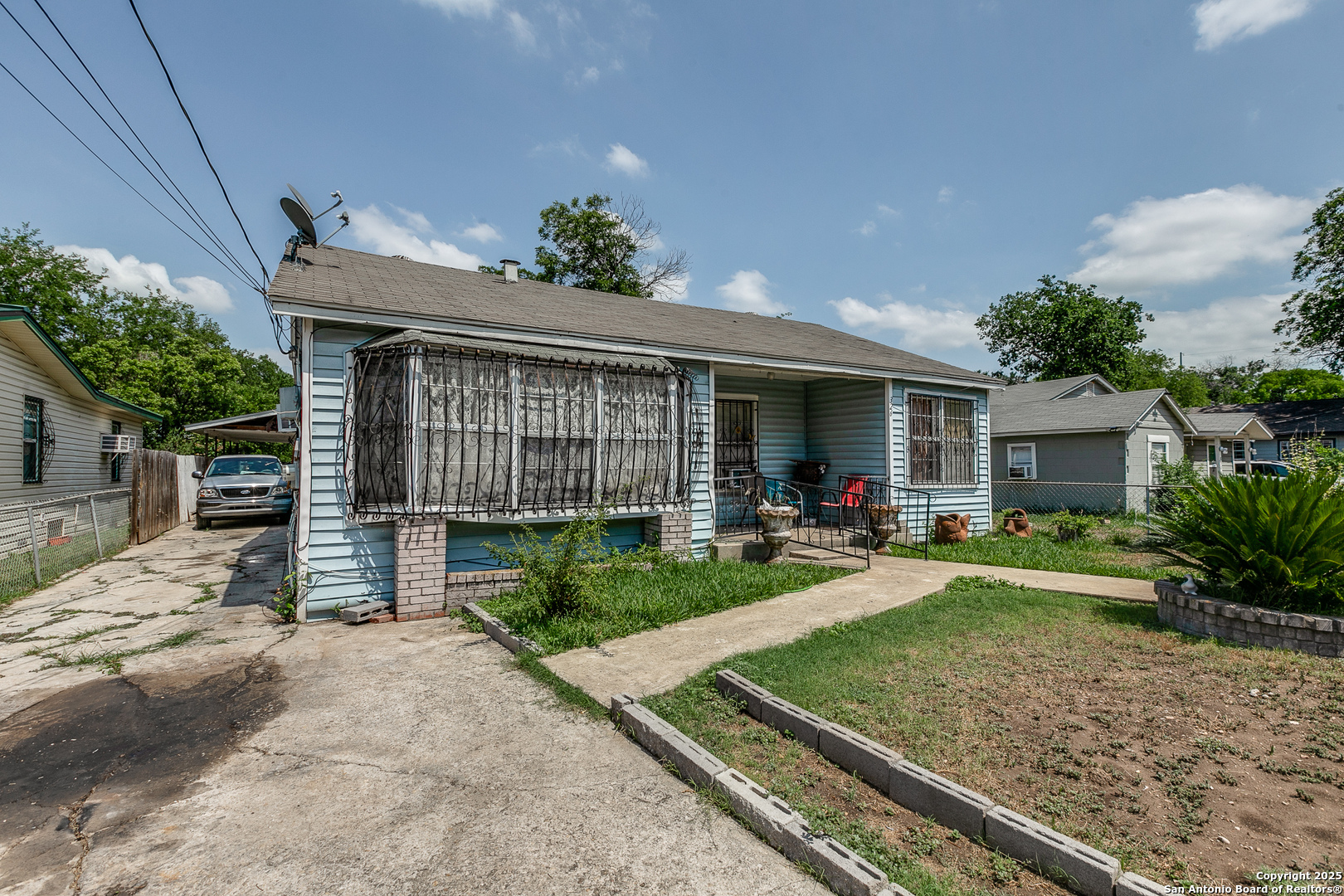 main property photo 2