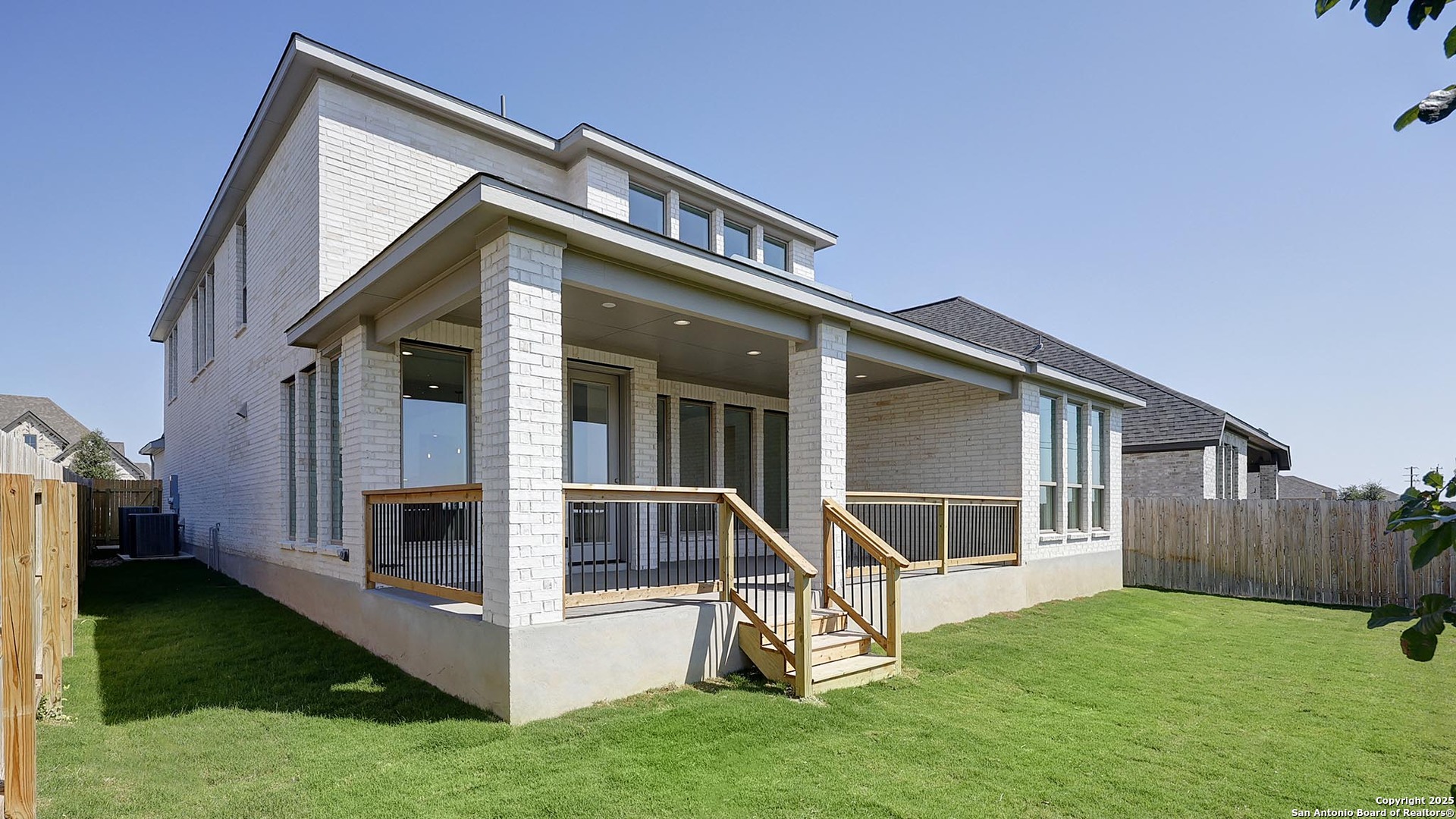 property viewer photo 19