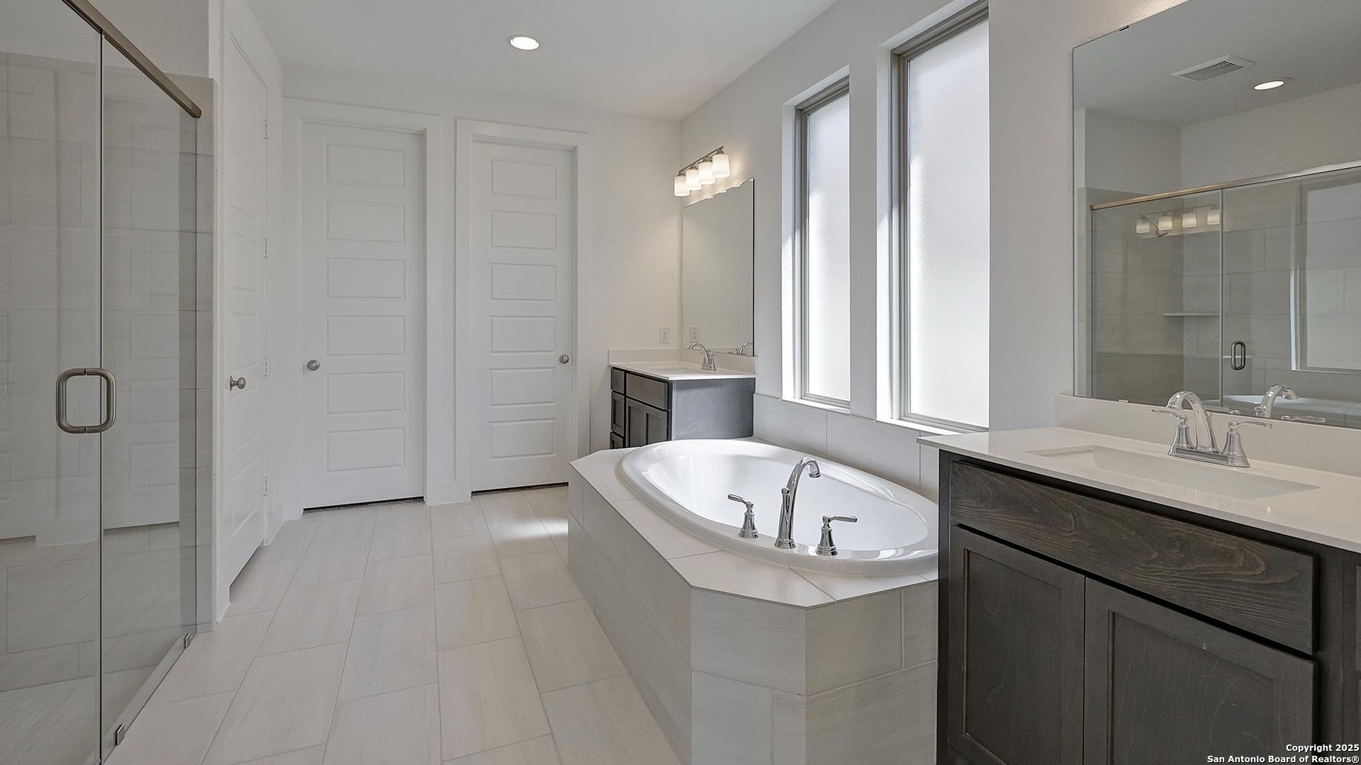 property viewer photo 4