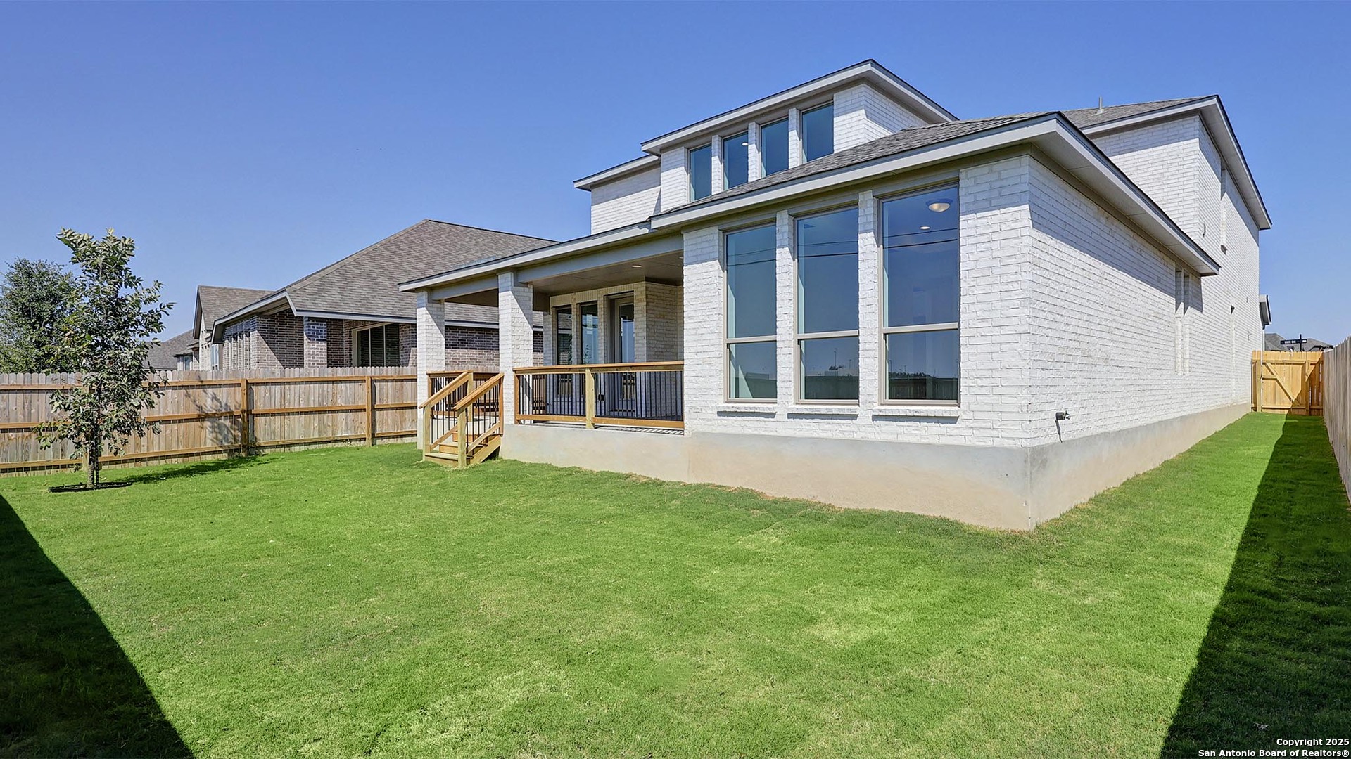 property viewer photo 6