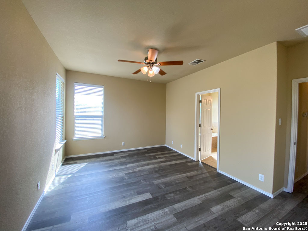 property viewer photo 26