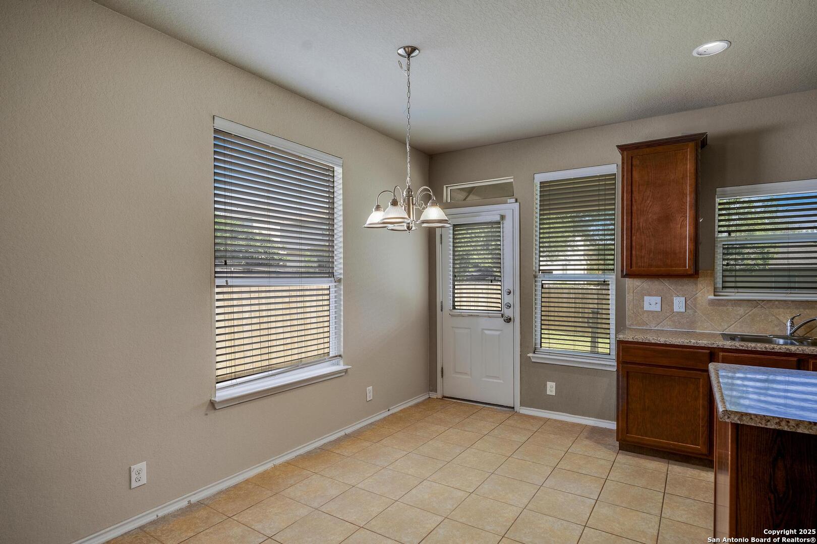 property viewer photo 8