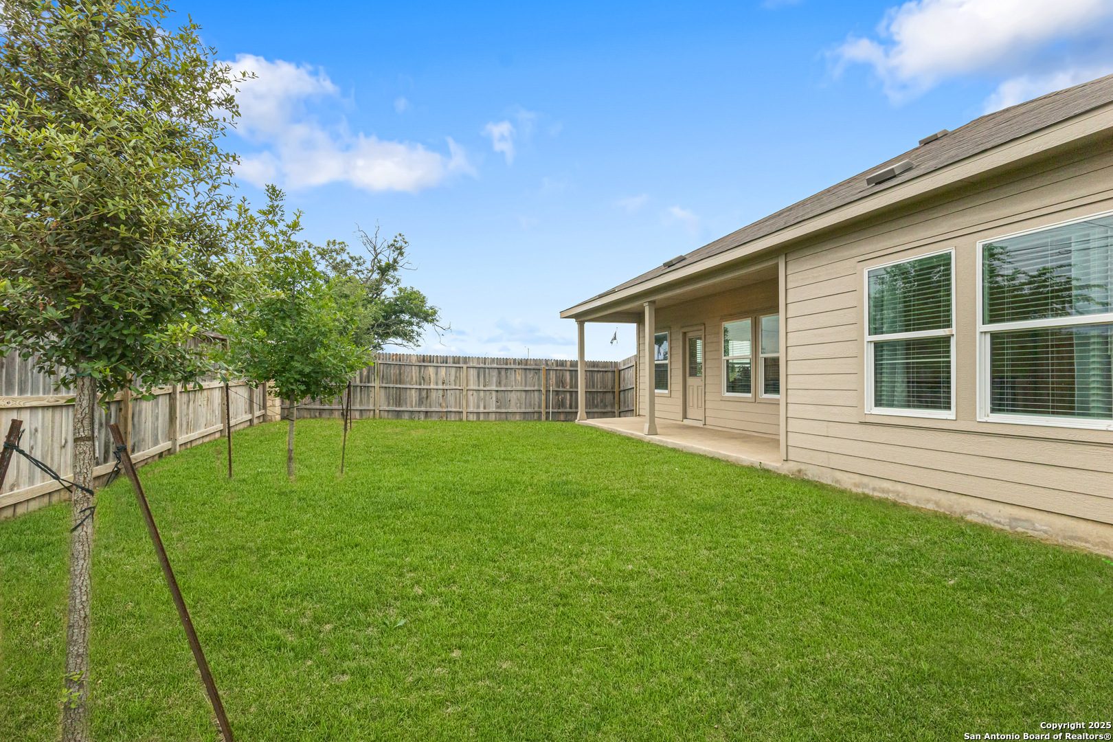 main property photo 20