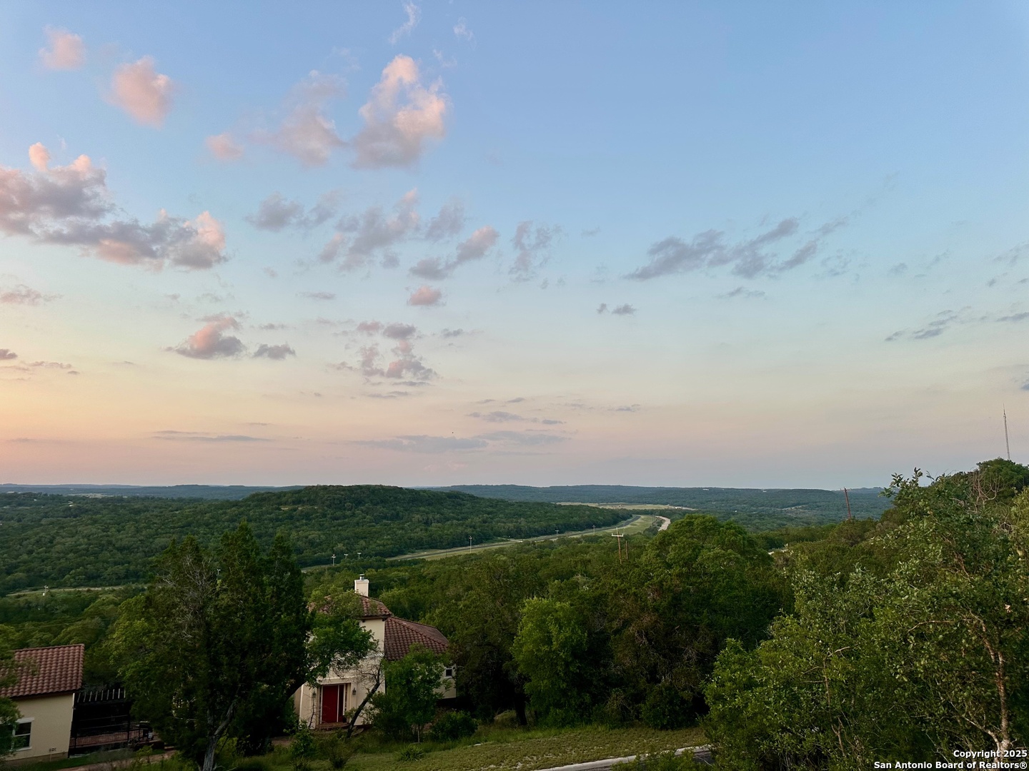 main property photo 17