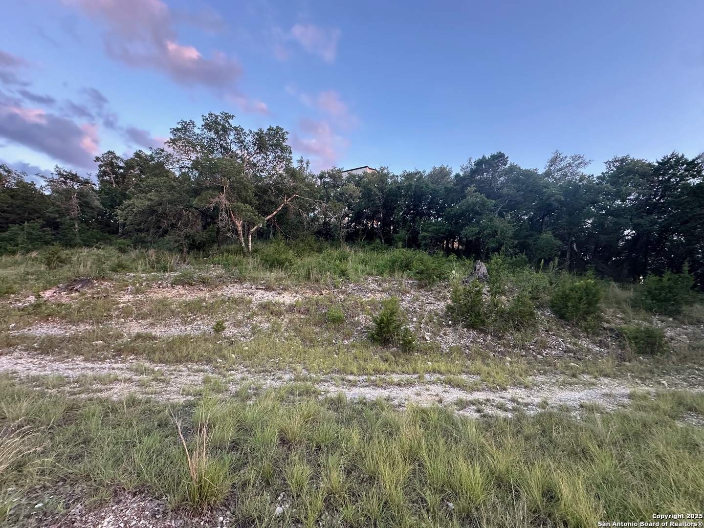main property photo 22