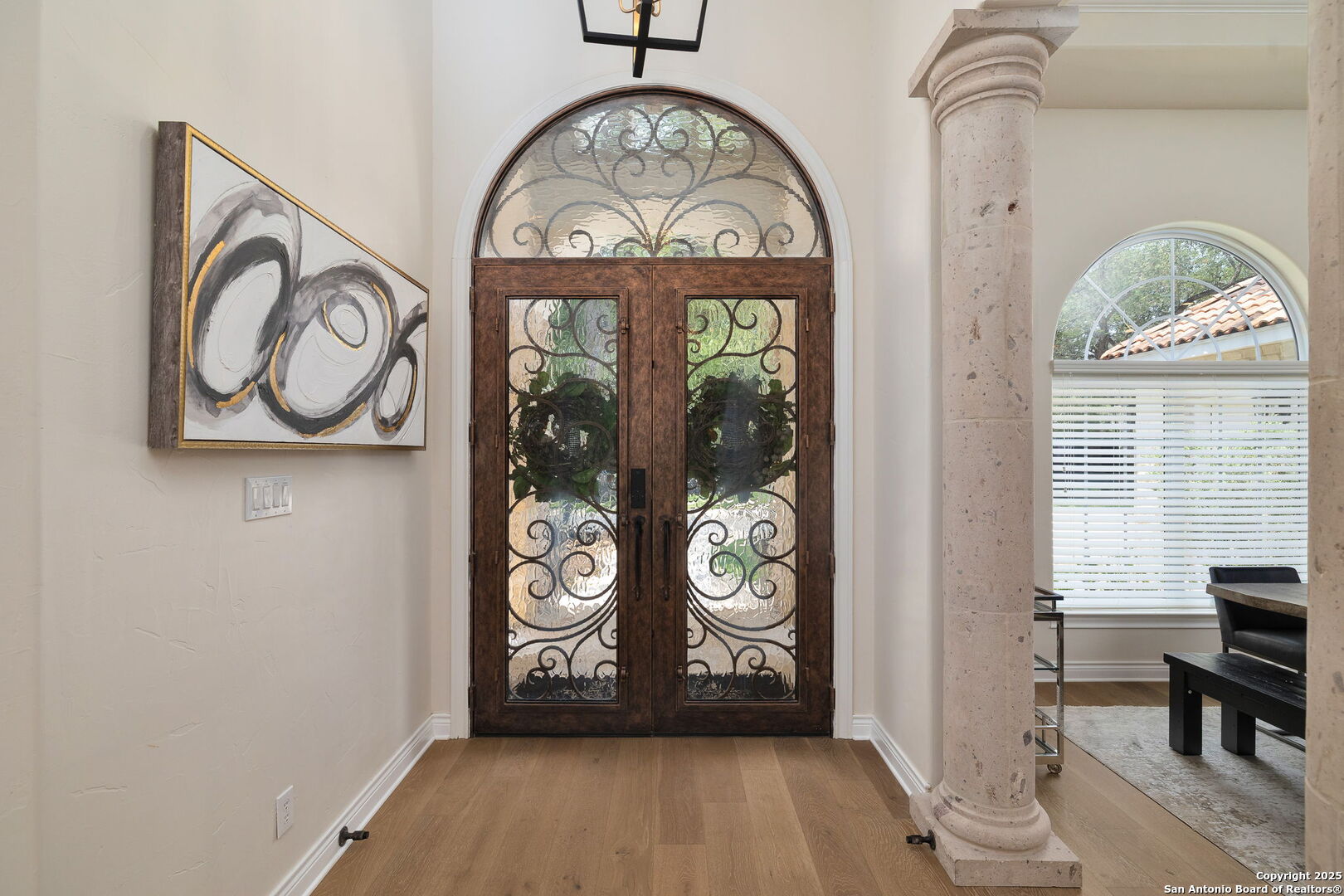 property viewer photo 19
