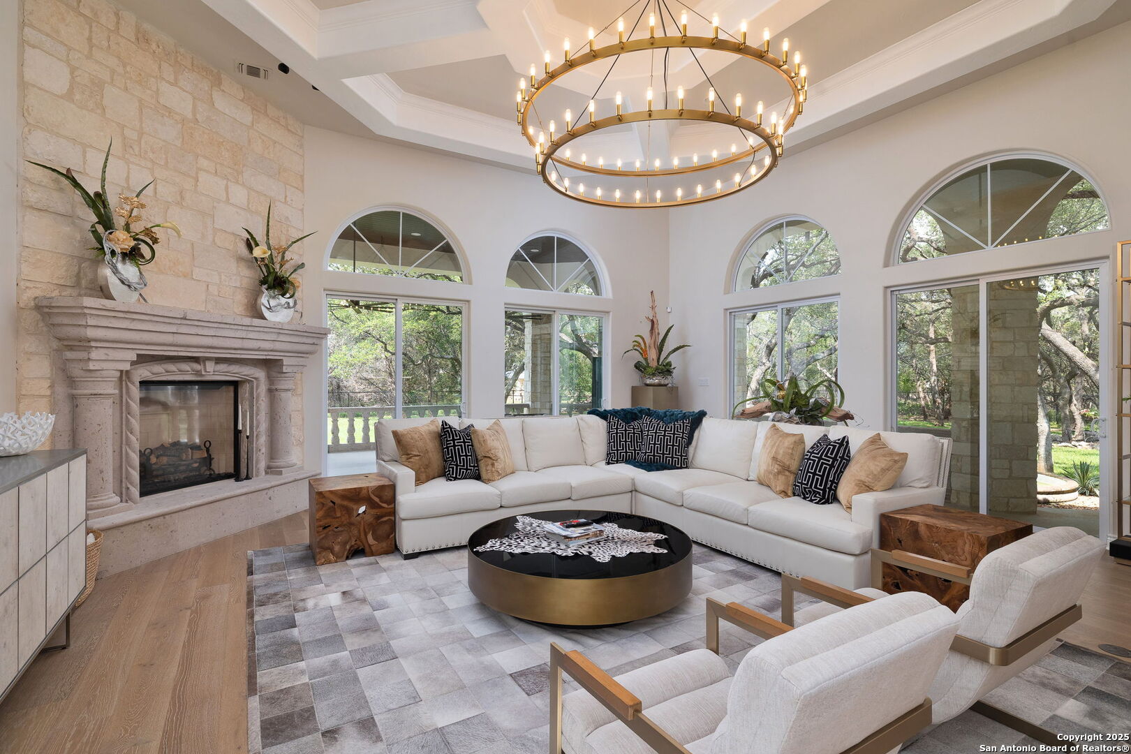 property viewer photo 26