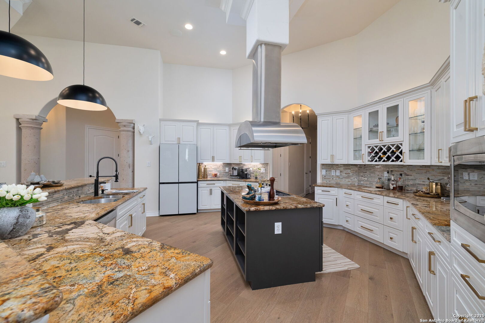 property viewer photo 27