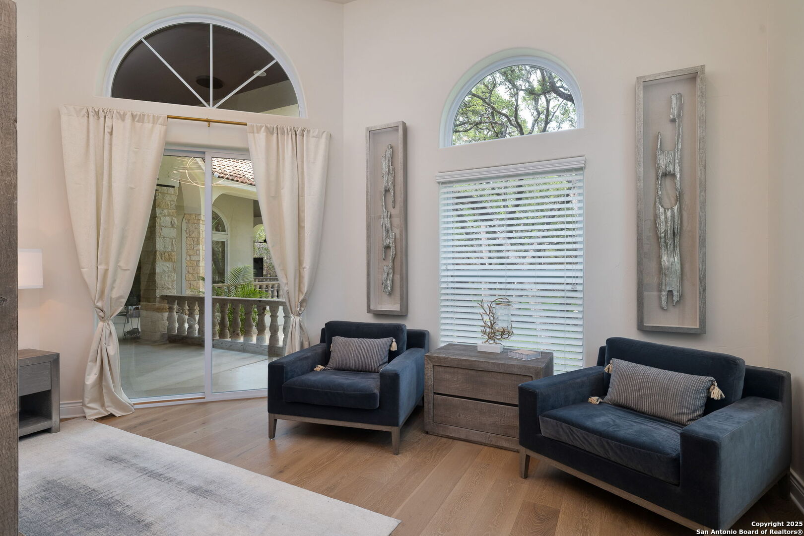 property viewer photo 33