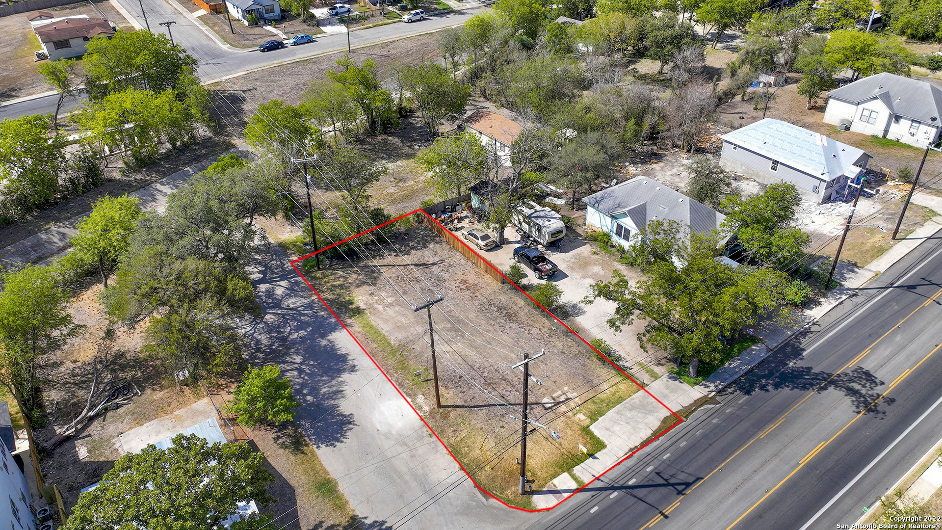 main property photo 8