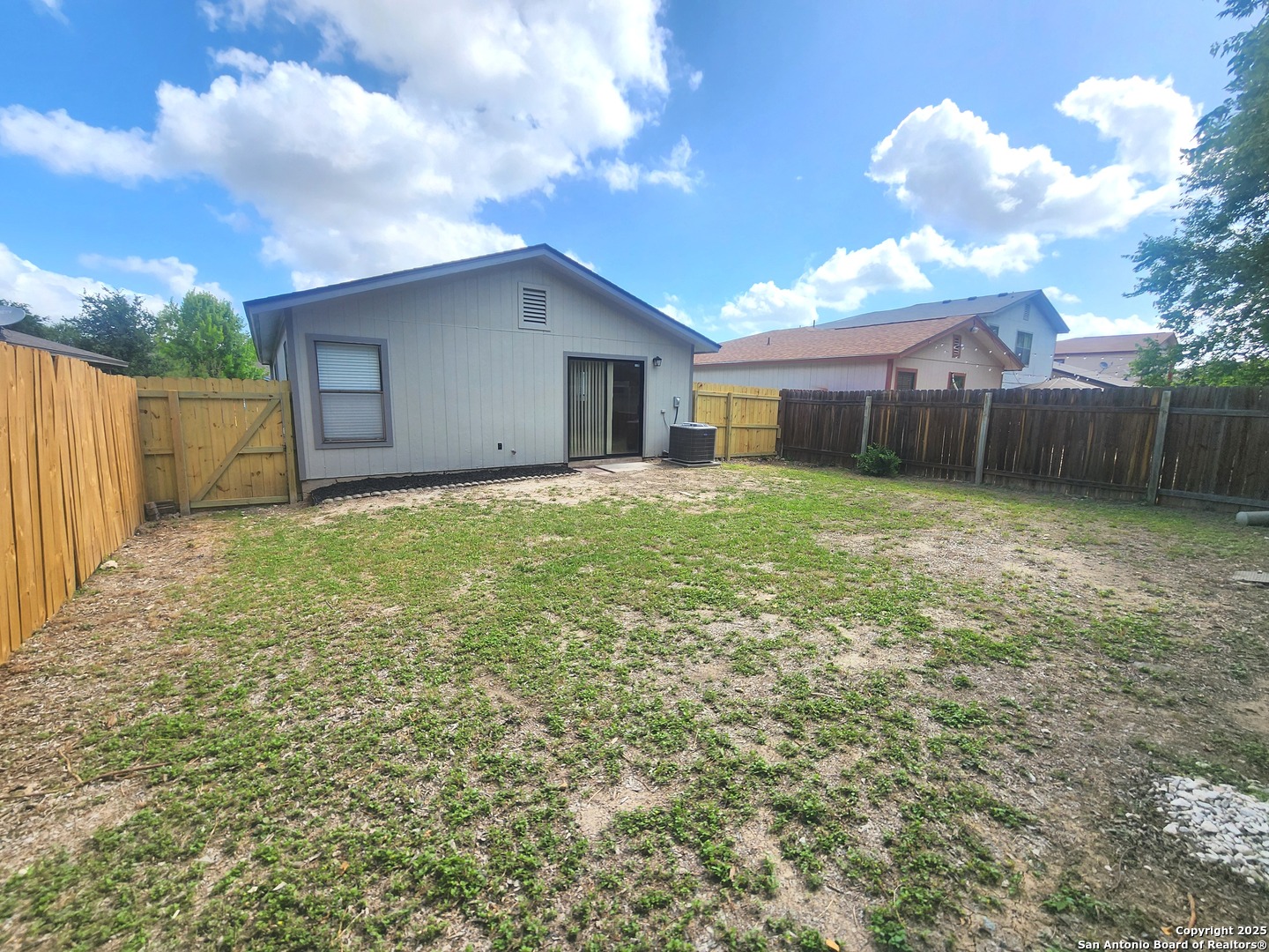 property viewer photo 14