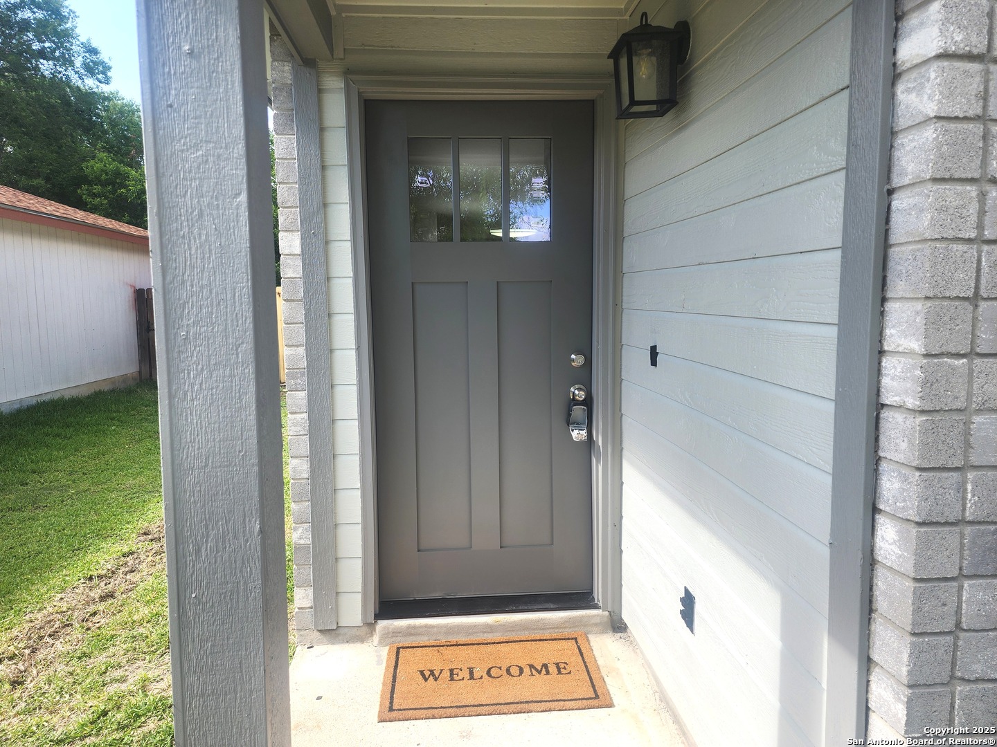 property viewer photo 2