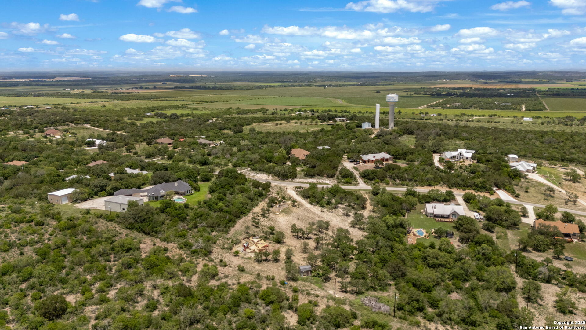 main property photo 24