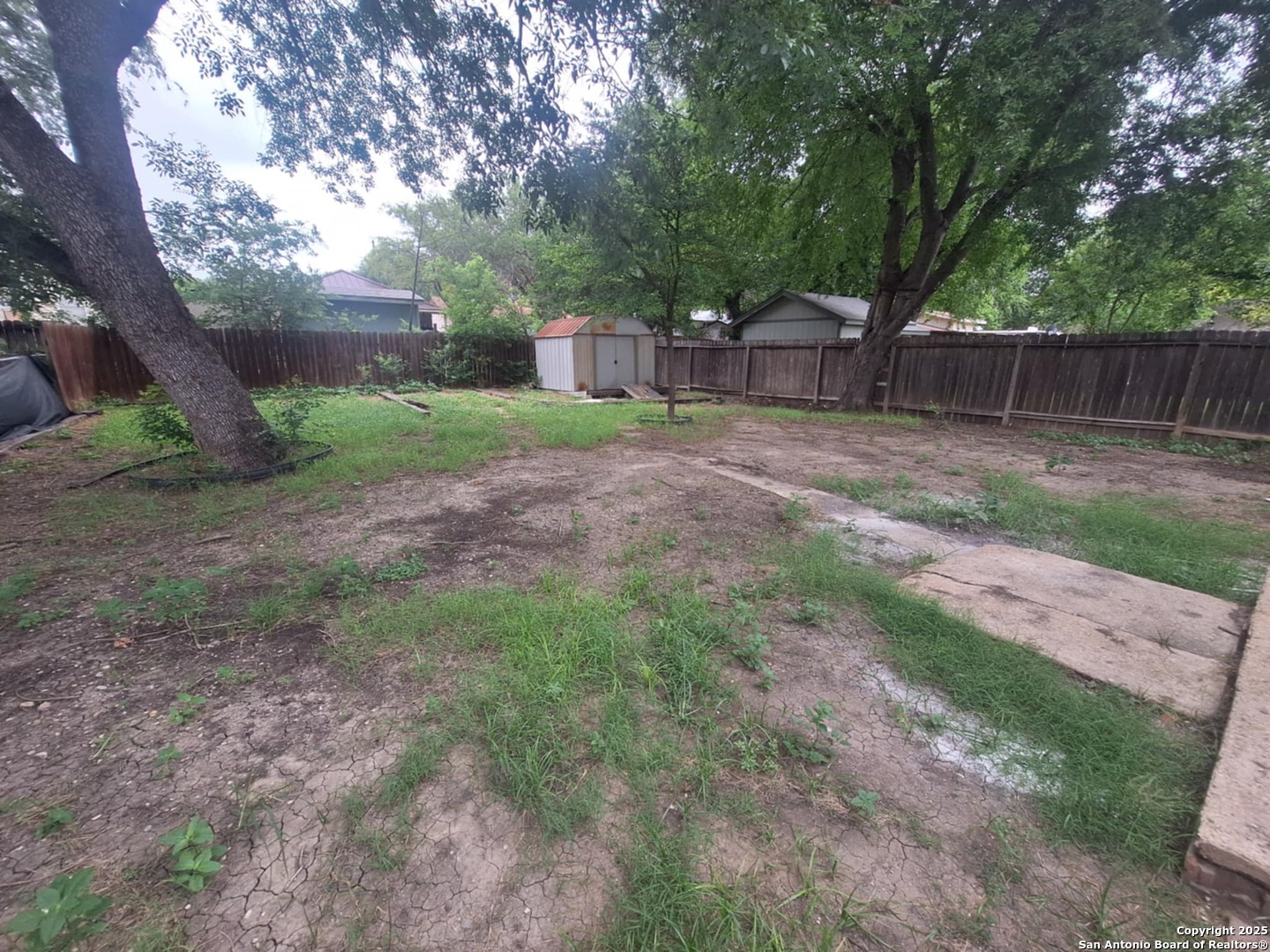 main property photo 14
