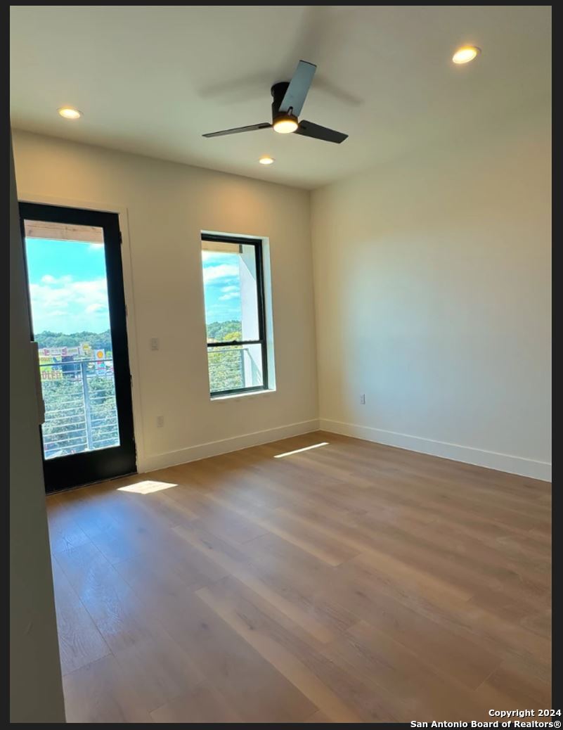 property viewer photo 20