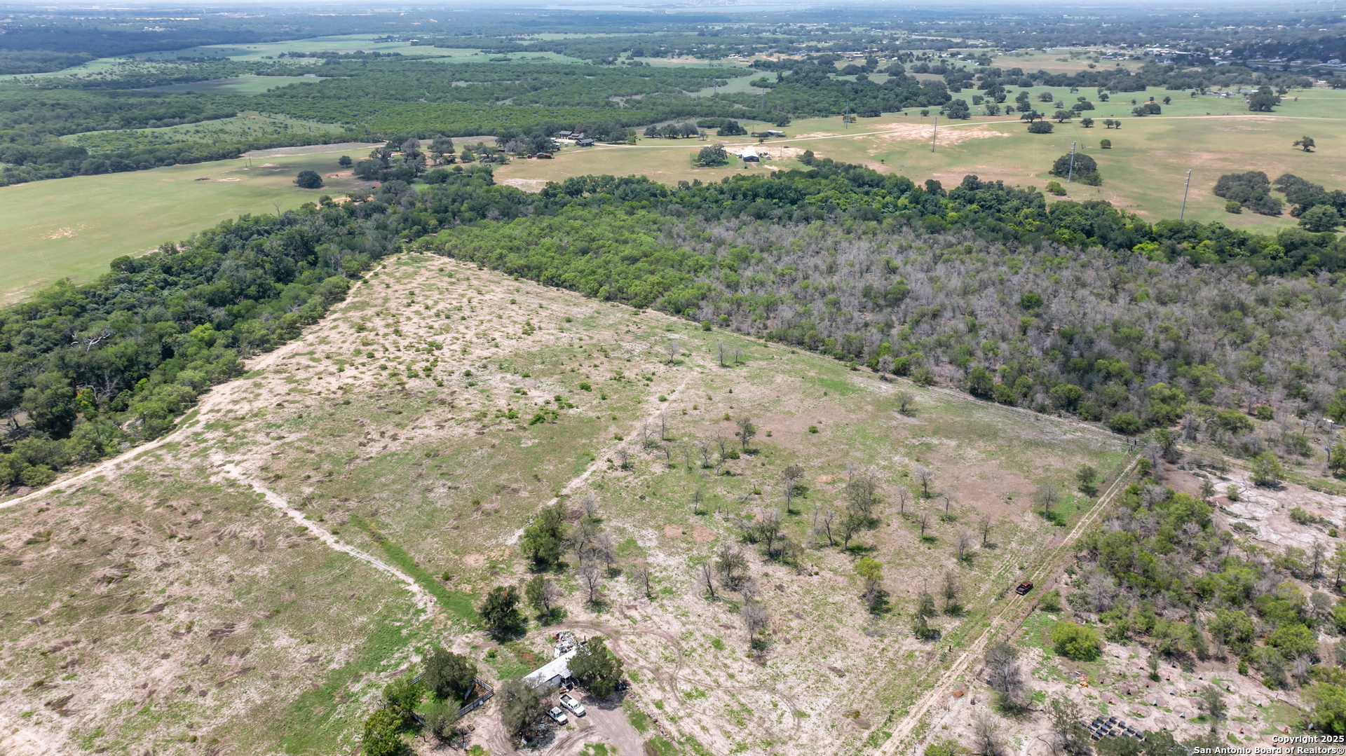 main property photo 10