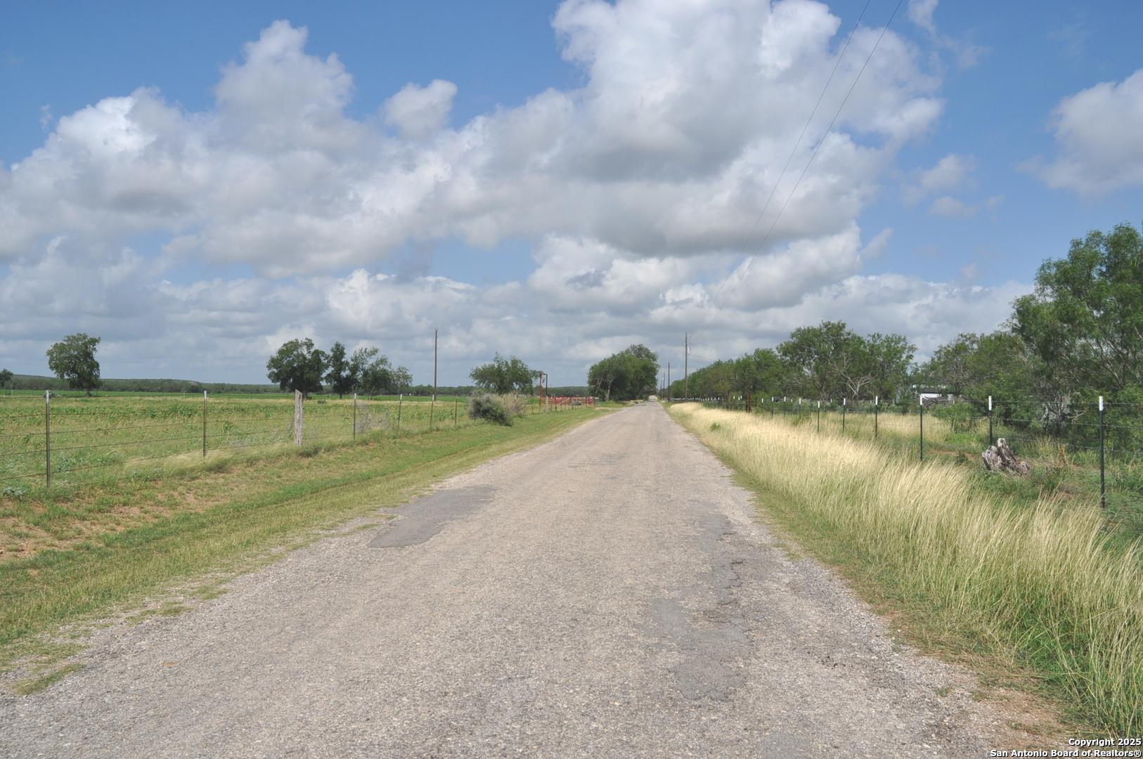 main property photo 6