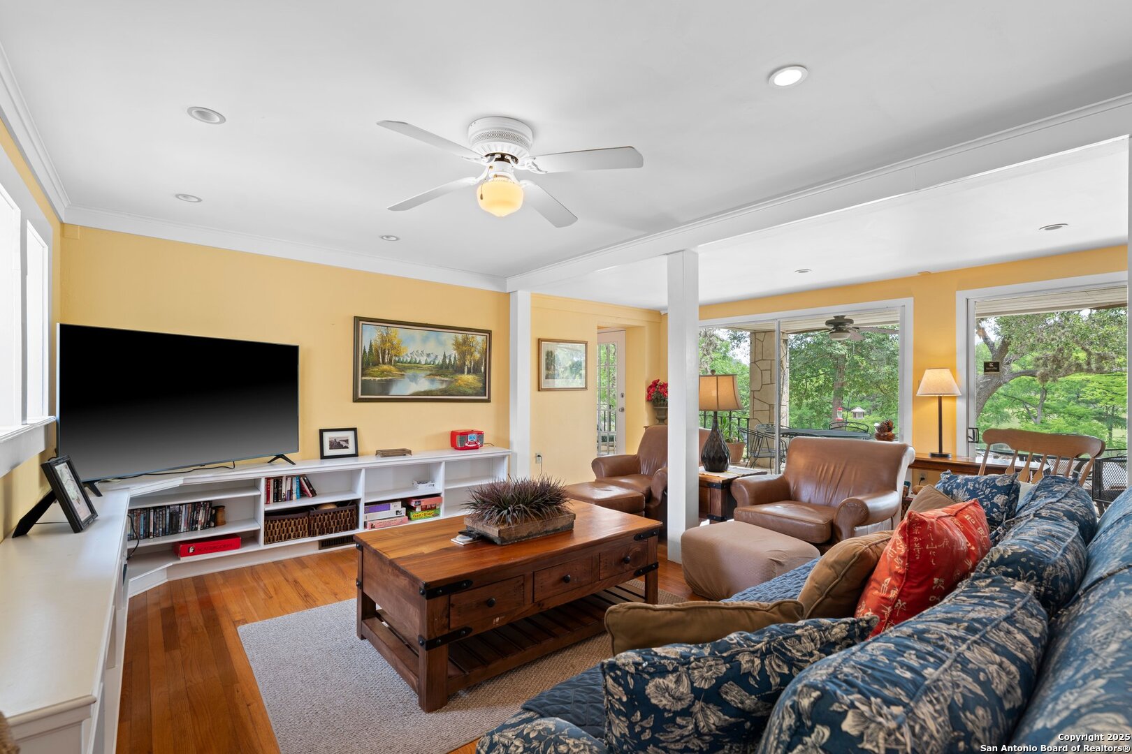 main property photo 9